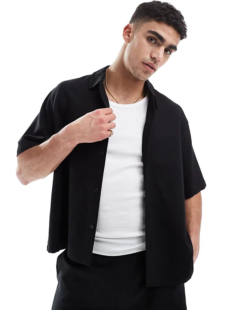 Рубашка премиум-класса Bershka черного цвета — часть комплекта
Рубашка премиум-класса Bershka черного цвета — часть комплекта