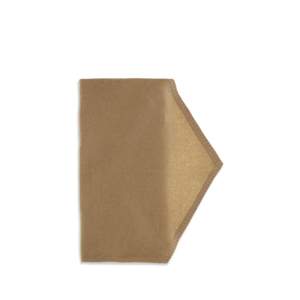 Женский кашемировый шарф Madeleine Thompson Madeleine Thompson, бежевый
Женский кашемировый шарф Madeleine Thompson Madeleine Thompson, бежевый