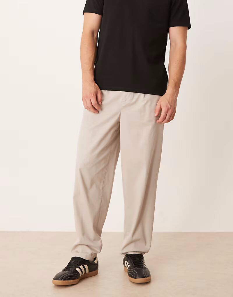 Брюки-чиносы Carrot Fit в песочном цвете Asos Design
Брюки-чиносы Carrot Fit в песочном цвете Asos Design