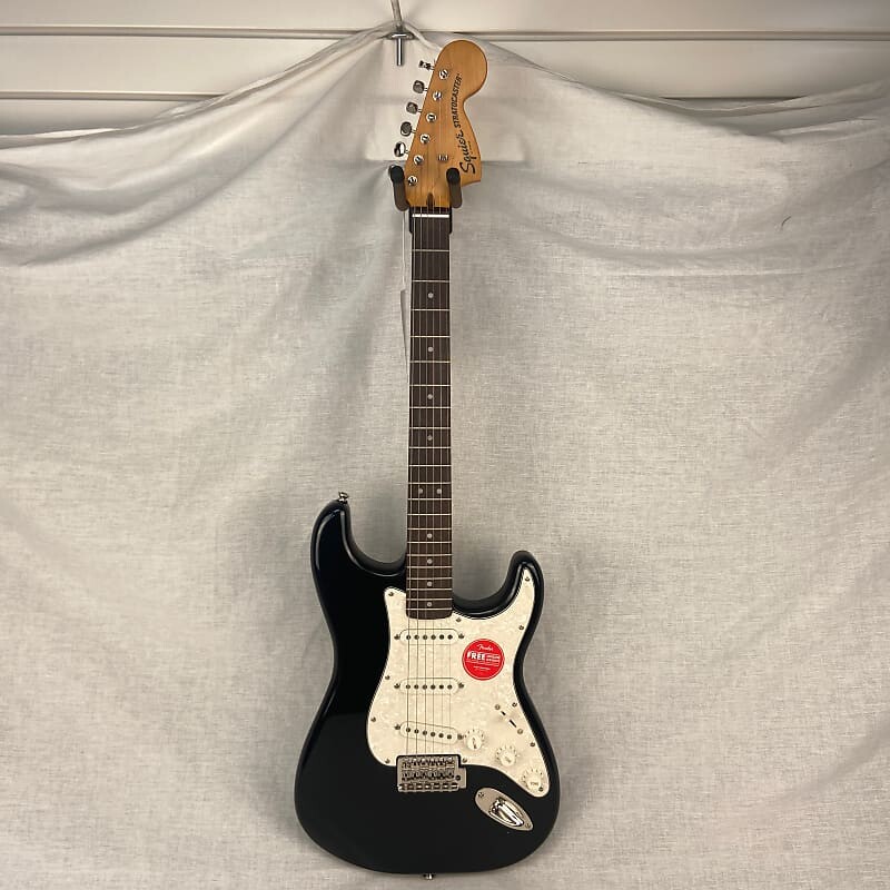 Электрогитара Squier Classic Vibe '70s Stratocaster with Laurel Fretboard, Black
Электрогитара Squier Classic Vibe '70s Stratocaster with Laurel Fretboard, Black