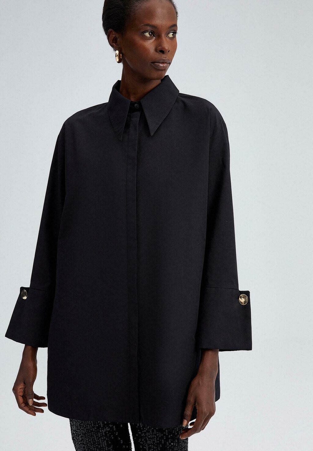 Блузка-рубашка WITH WIDEE CUFF Touché Privé, цвет black
Блузка-рубашка WITH WIDEE CUFF Touché Privé, цвет black