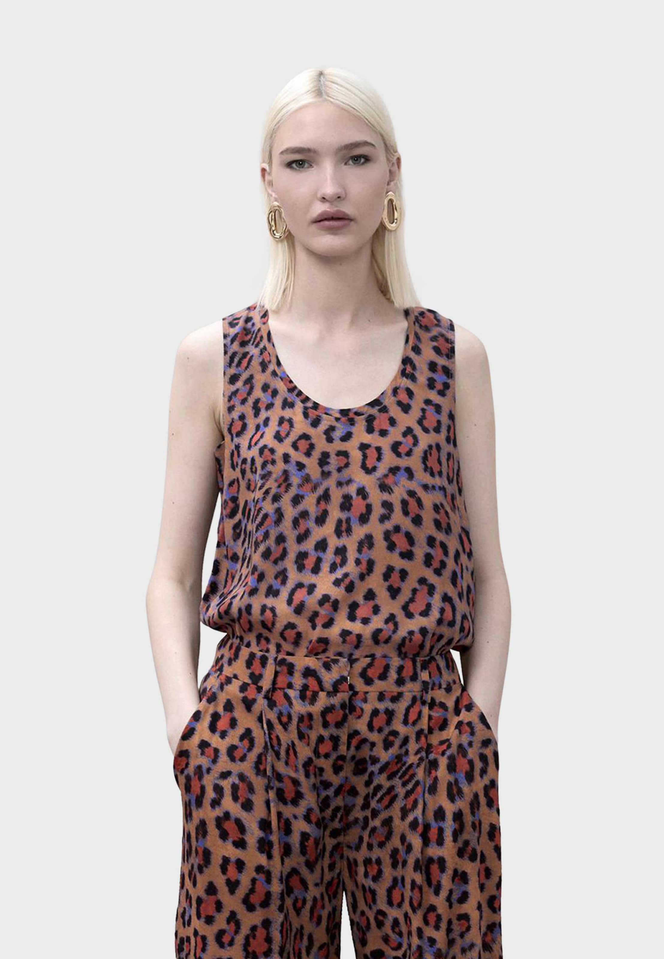 Lola Casademunt Топ в коричневом цвете
Lola Casademunt Топ в коричневом цвете