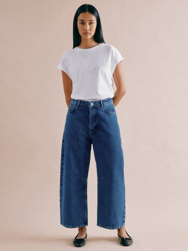 Джинсы Mid Rise с бочкообразными штанинами Albaray, Indigo
Джинсы Mid Rise с бочкообразными штанинами Albaray, Indigo