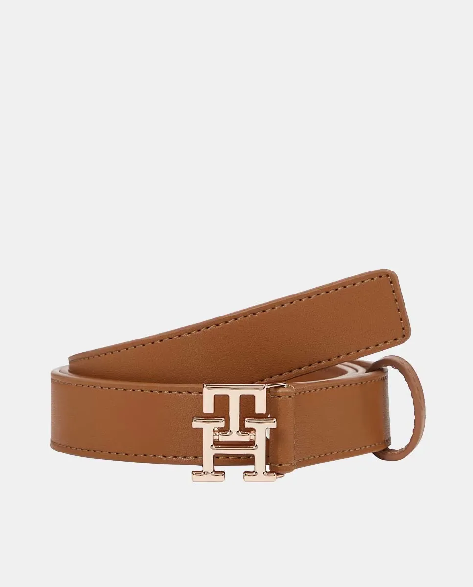 Женский кожаный ремень коричневого цвета с пряжкой с логотипом Tommy Hilfiger, коричневый
Женский кожаный ремень коричневого цвета с пряжкой с логотипом Tommy Hilfiger, коричневый