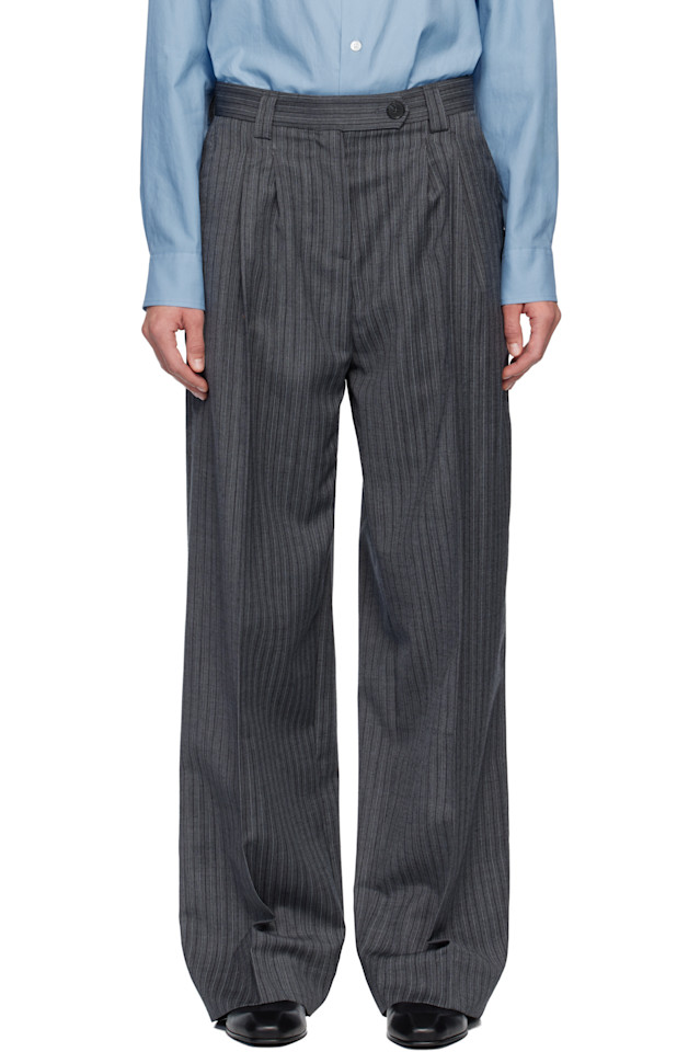 Mfpen Любимые серые брюки
Mfpen Любимые серые брюки