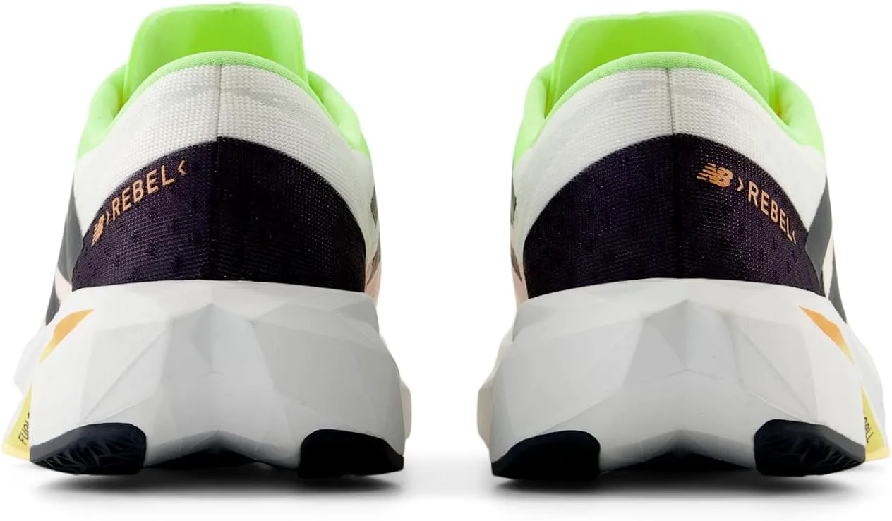 Мужские теннисные кроссовки New Balance MC996 легкие, белый
Мужские теннисные кроссовки New Balance MC996 легкие, белый