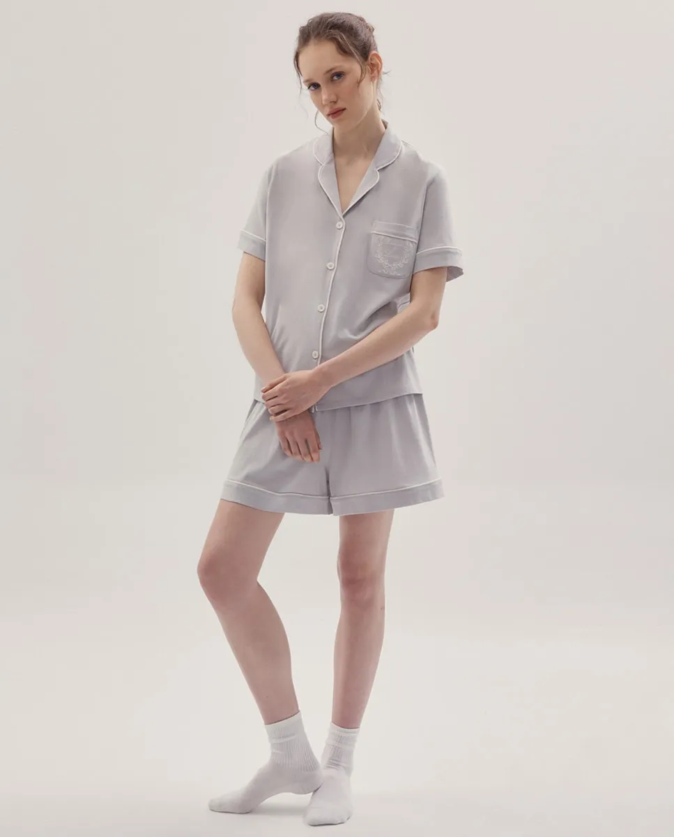 Короткая пижама с карманом Sfera, светло-серый
Короткая пижама с карманом Sfera, светло-серый