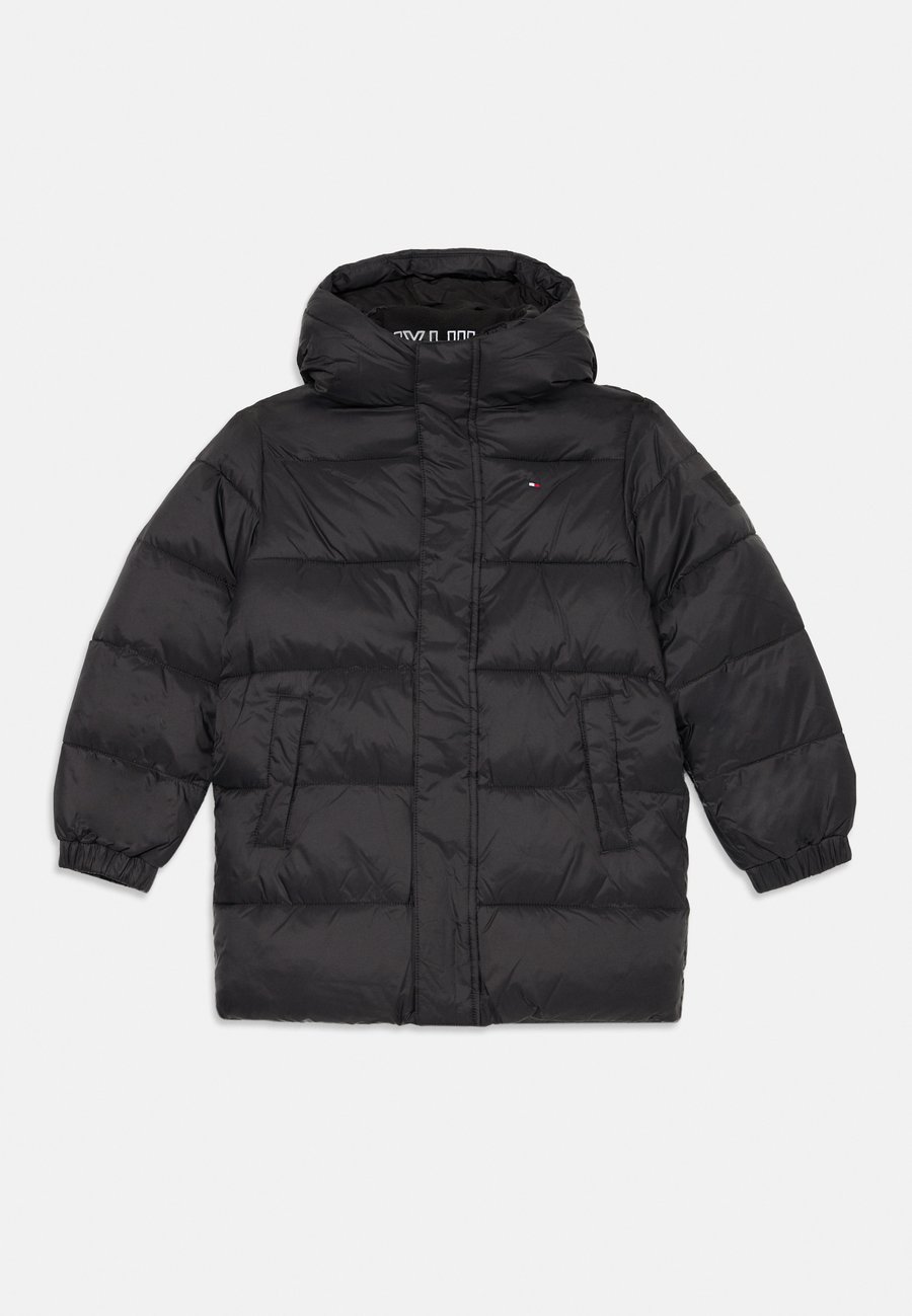 Зимняя куртка Tommy Hilfiger ESSENTIAL UNISEX, Black
Зимняя куртка Tommy Hilfiger ESSENTIAL UNISEX, Black