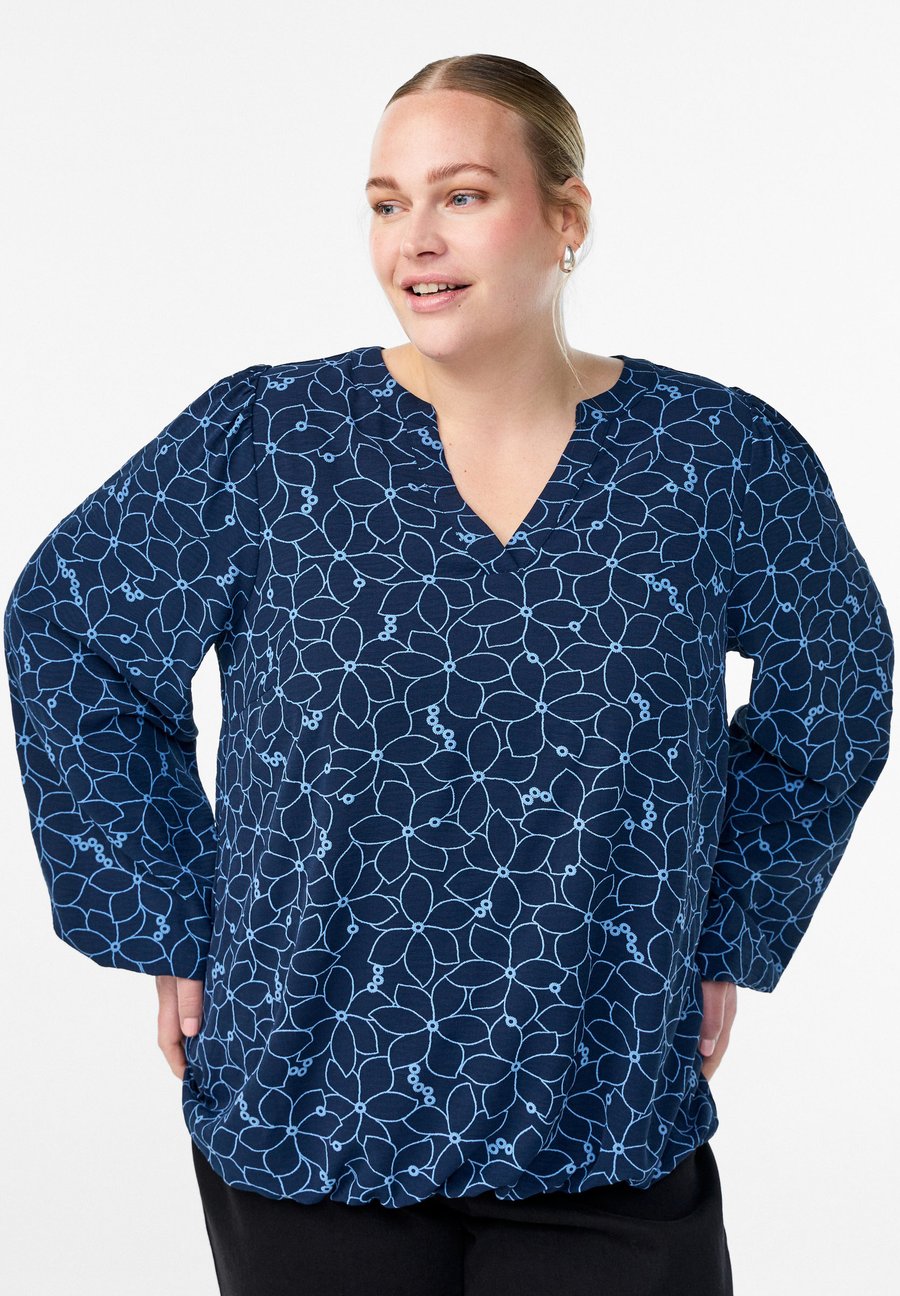 Блуза Zizzi LANGÄRMELIGE, Navy /Blue
Блуза Zizzi LANGÄRMELIGE, Navy /Blue