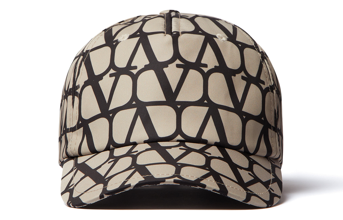 Бейсболка Garavani Toile Iconographe Valentino, экрю
Бейсболка Garavani Toile Iconographe Valentino, экрю