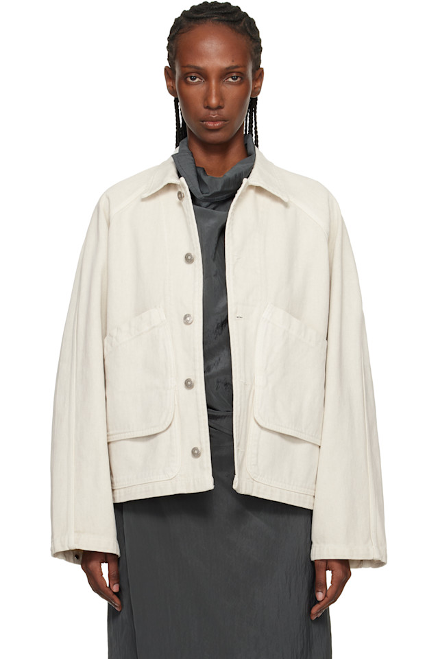 Le17Septembre Охотничья куртка из денима Off-White, окрашенного в готовом виде
Le17Septembre Охотничья куртка из денима Off-White, окрашенного в готовом виде