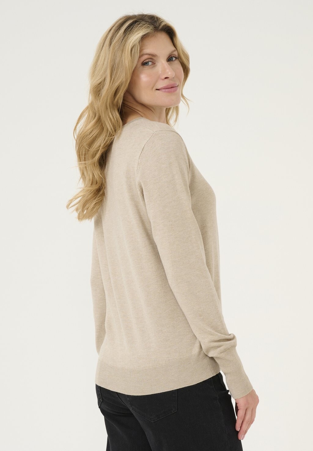 Джемпер LIZZA Kaffe, серый 
Джемпер LIZZA Kaffe, серый