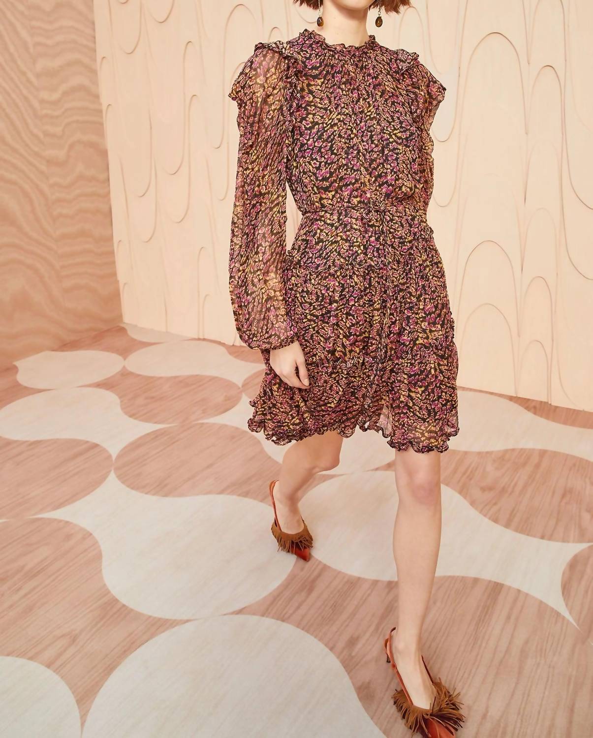 Платье Gaelle цвета граната Ulla Johnson, цвет pomegranate
Платье Gaelle цвета граната Ulla Johnson, цвет pomegranate