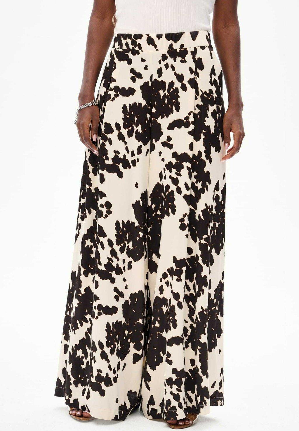 Брюки LAMONDE blue shadow, бежевый
Брюки LAMONDE blue shadow, бежевый