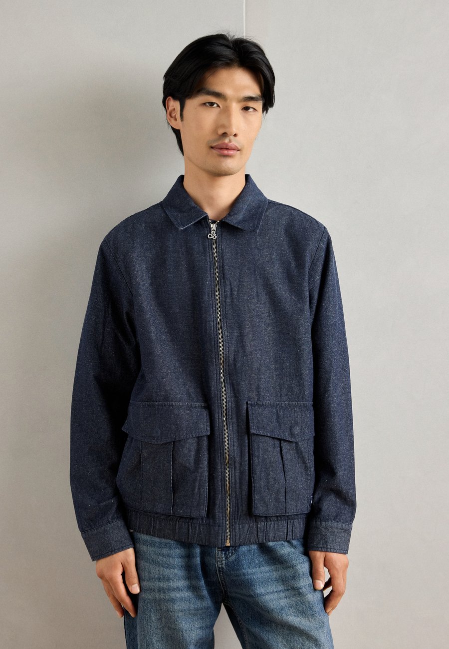 Куртка Scotch & Soda BLOUSON, Sky Captain/Dark Blue
Куртка Scotch & Soda BLOUSON, Sky Captain/Dark Blue