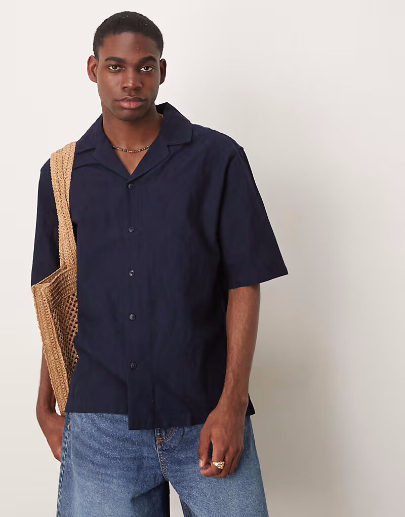 Рубашка Mango Revere с воротником-стойкой, темно-синего цвета
Рубашка Mango Revere с воротником-стойкой, темно-синего цвета