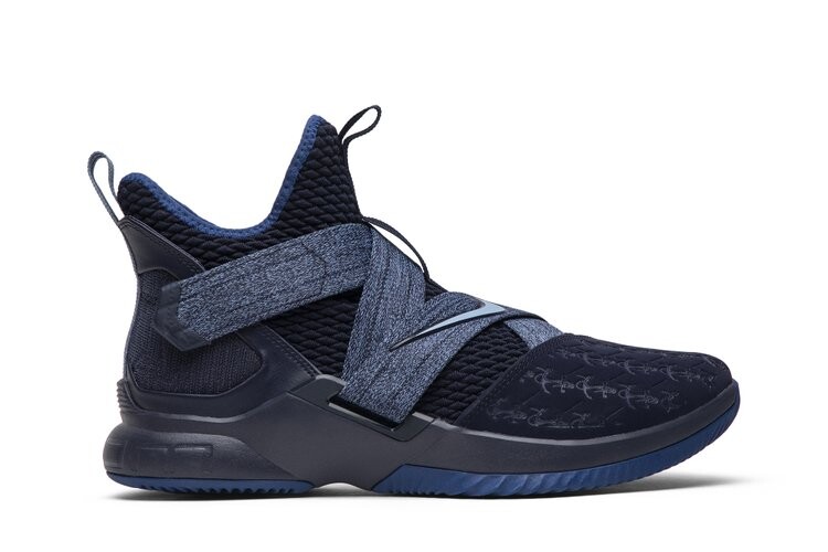 Кроссовки Nike LeBron Soldier 12 'Anchor', синий
Кроссовки Nike LeBron Soldier 12 'Anchor', синий