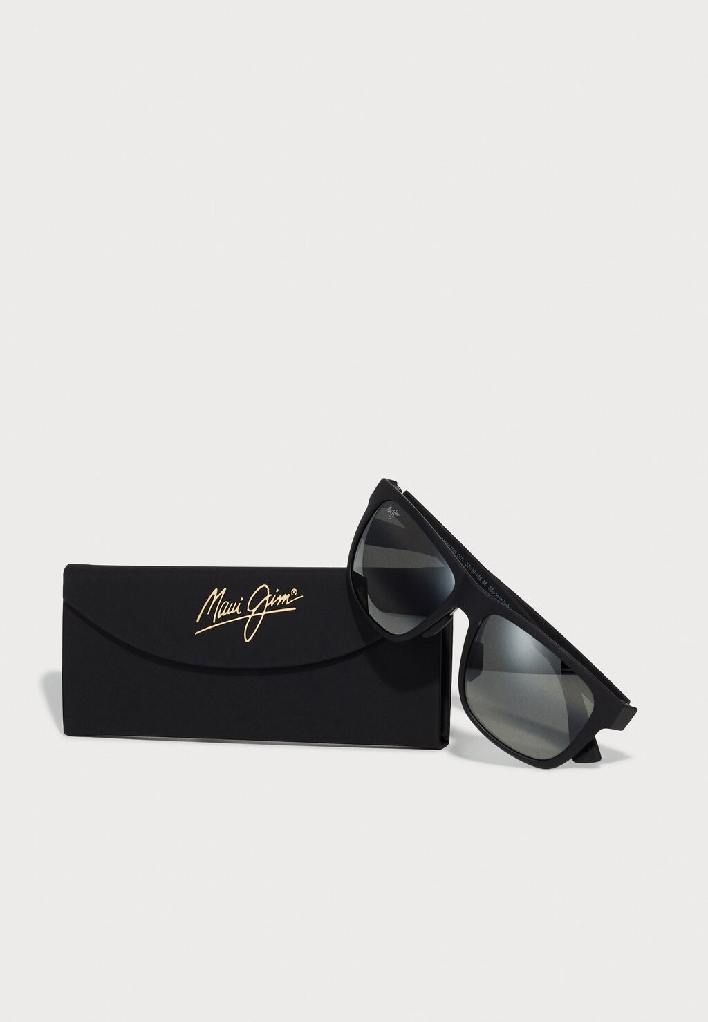 Солнцезащитные очки Maui Jim, черный
Солнцезащитные очки Maui Jim, черный