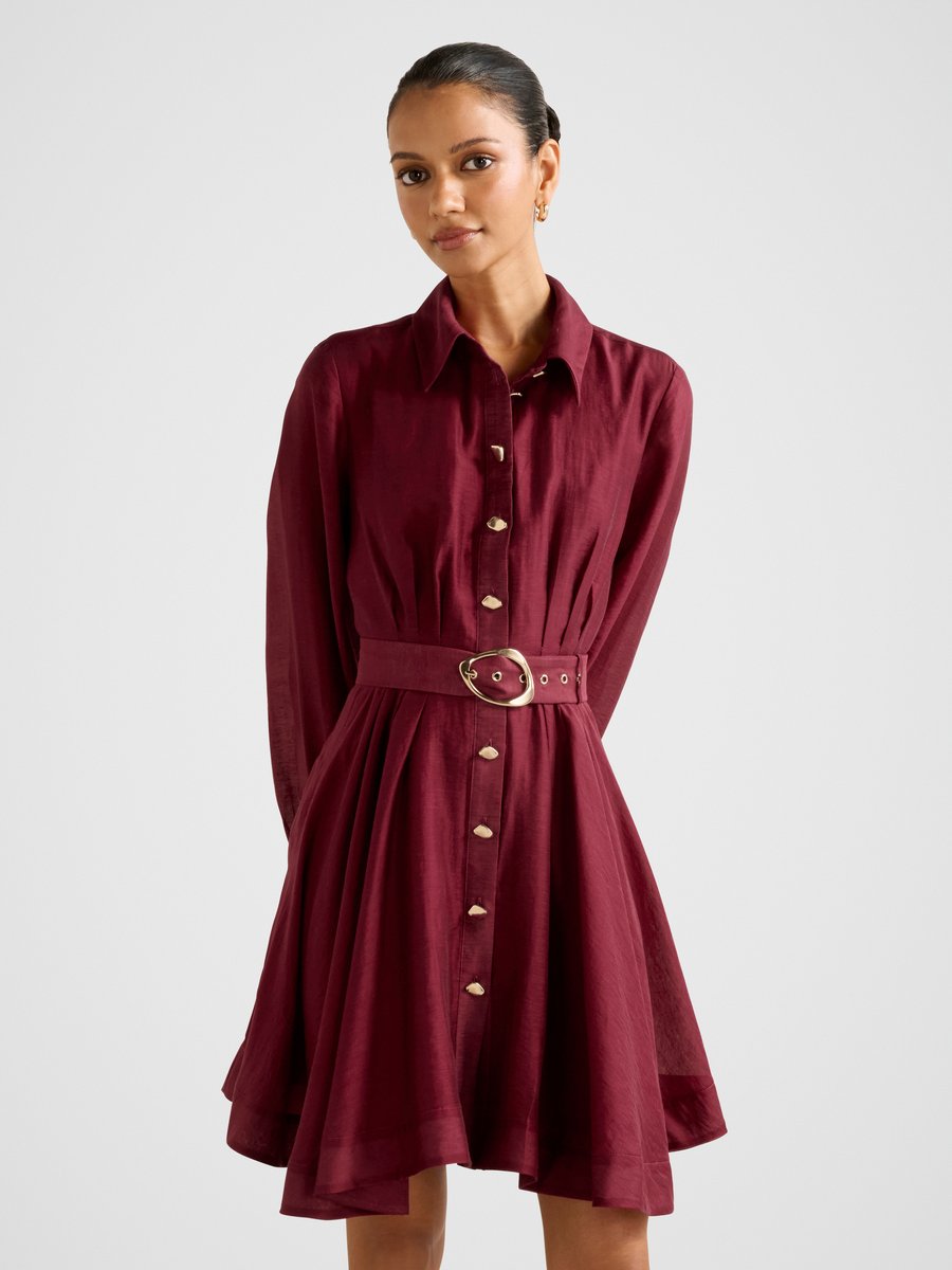 Платье Forever New Petite EVELYN SEAM DETAIL MINI, Beet Red/Bordeaux
Платье Forever New Petite EVELYN SEAM DETAIL MINI, Beet Red/Bordeaux