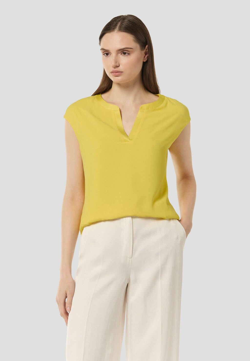 Базовая футболка MIT AAUSSCHNITT comma, желтый
Базовая футболка MIT AAUSSCHNITT comma, желтый