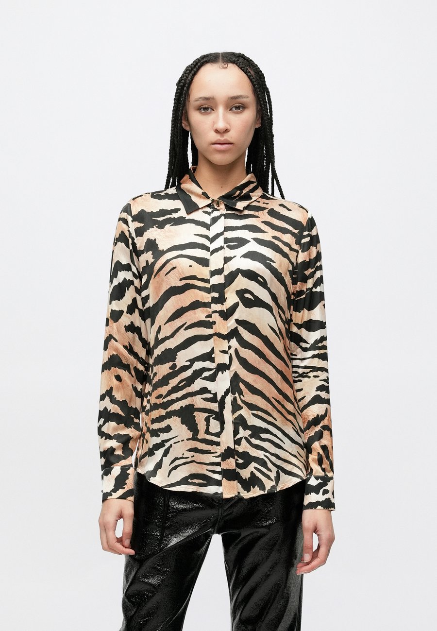 Блуза MARCIANO BY GUESS NEW MELISSA SHIRT, Multi-Coloured
Блуза MARCIANO BY GUESS NEW MELISSA SHIRT, Multi-Coloured