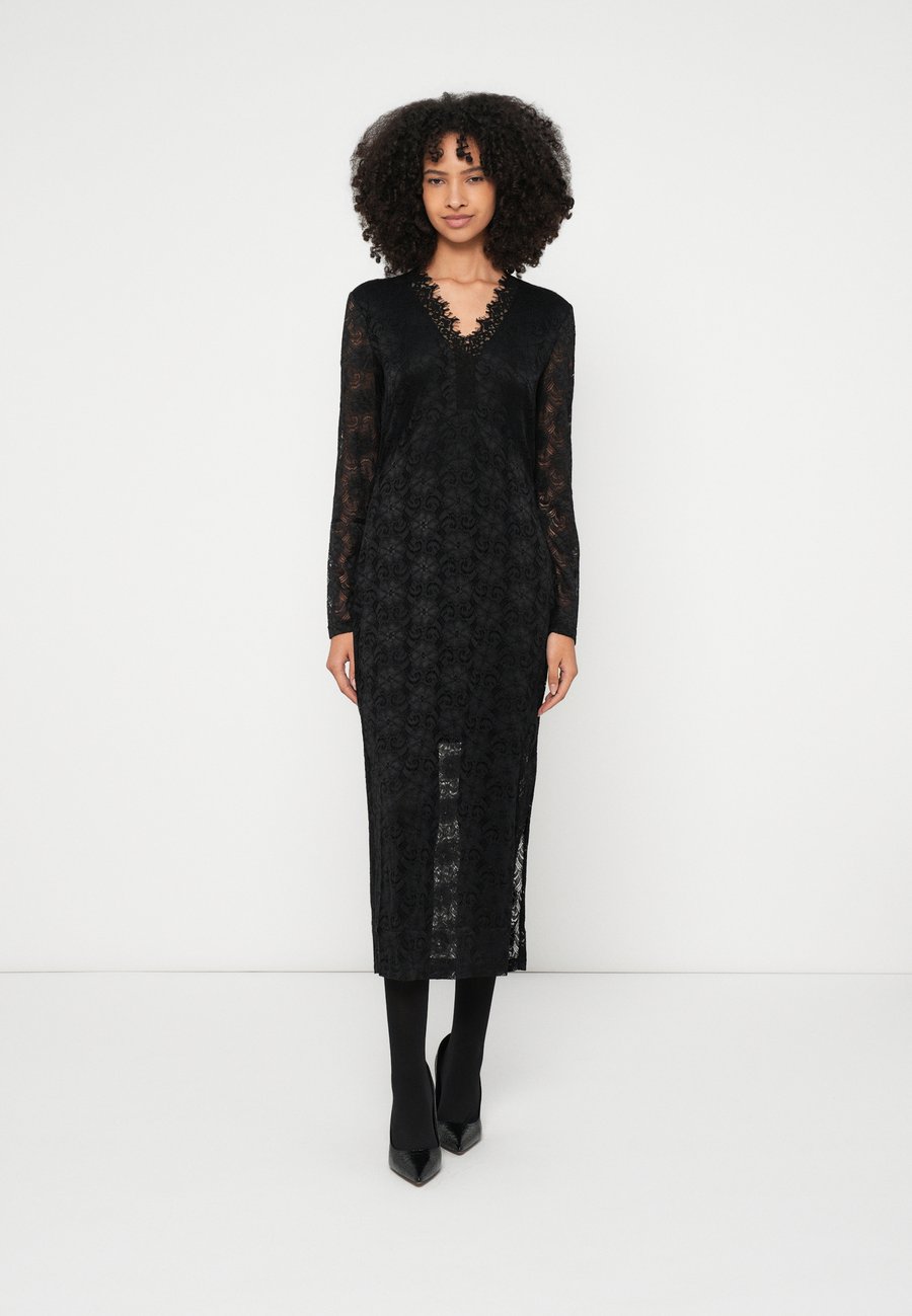 Платье Bruuns Bazaar CASTANEA ORRA DRESS, Black
Платье Bruuns Bazaar CASTANEA ORRA DRESS, Black