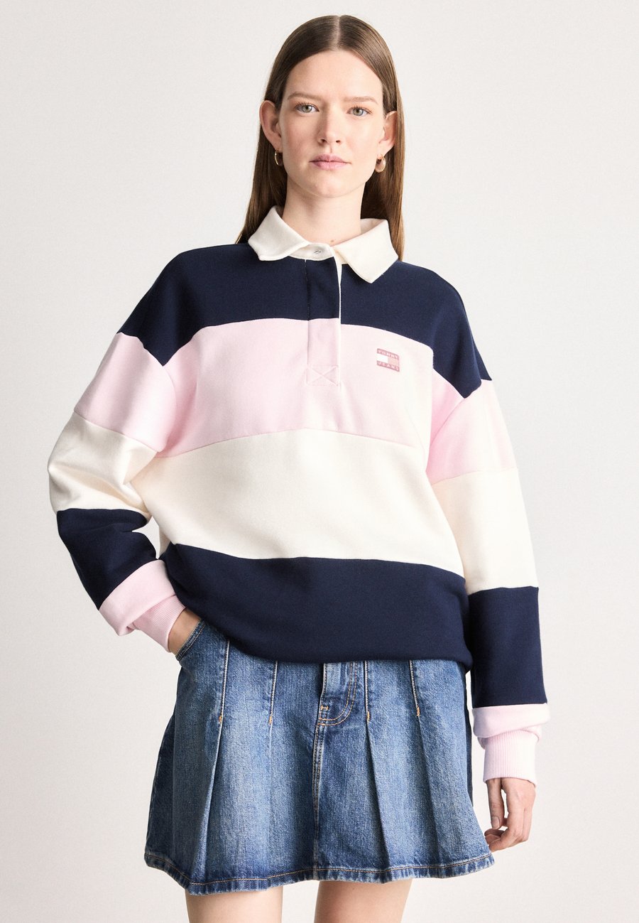 Толстовка Tommy Jeans BADGE STRIPE RUGBY, Light Pink, Розовый, Толстовка Tommy Jeans BADGE STRIPE RUGBY, Light Pink
Толстовка Tommy Jeans BADGE STRIPE RUGBY, Light Pink, Розовый, Толстовка Tommy Jeans BADGE STRIPE RUGBY, Light Pink