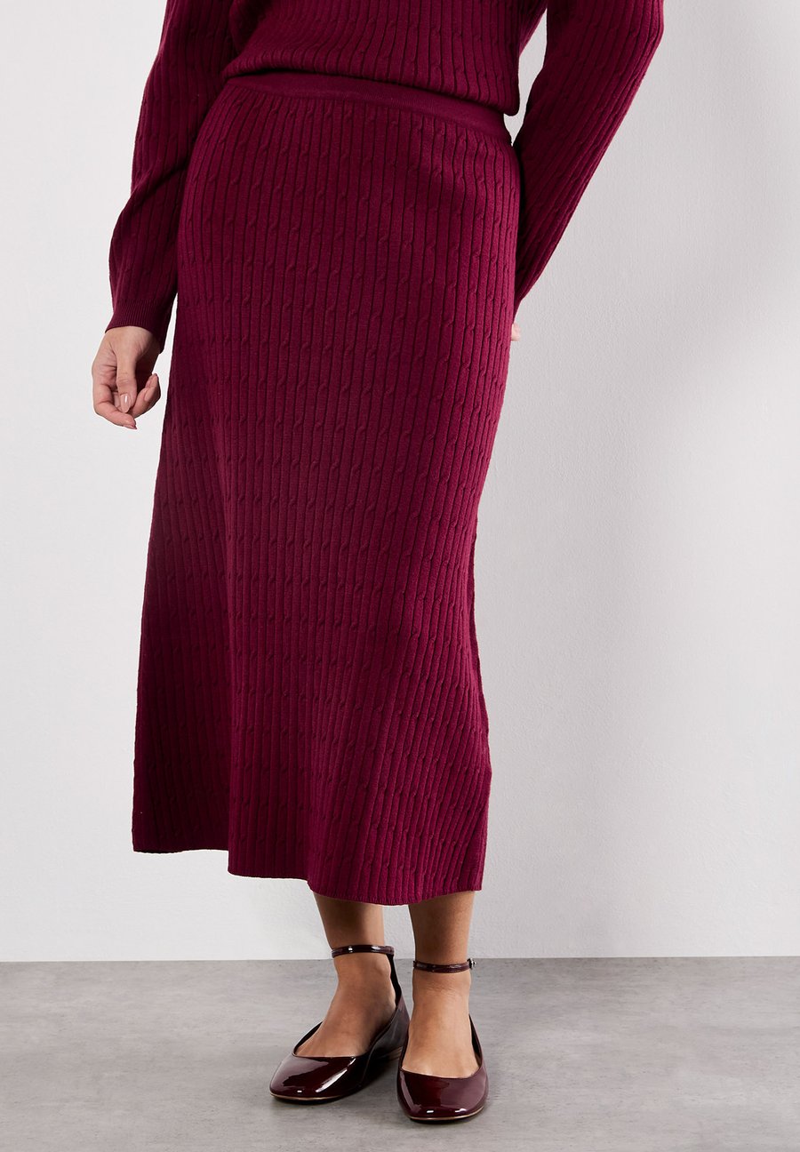 Юбка Apricot FINE MIDI, Burgundy/Bordeaux
Юбка Apricot FINE MIDI, Burgundy/Bordeaux