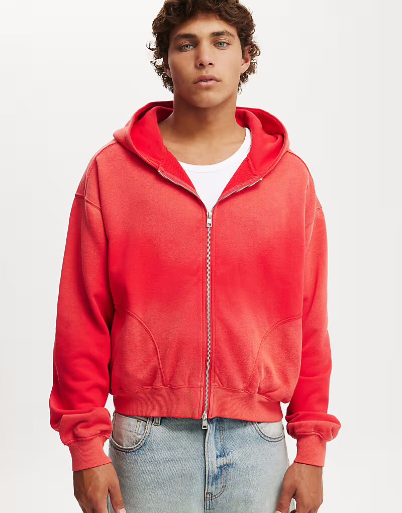 Cotton:On Укороченная толстовка с капюшоном на молнии в цвете мак - брызги
Cotton:On Укороченная толстовка с капюшоном на молнии в цвете мак - брызги