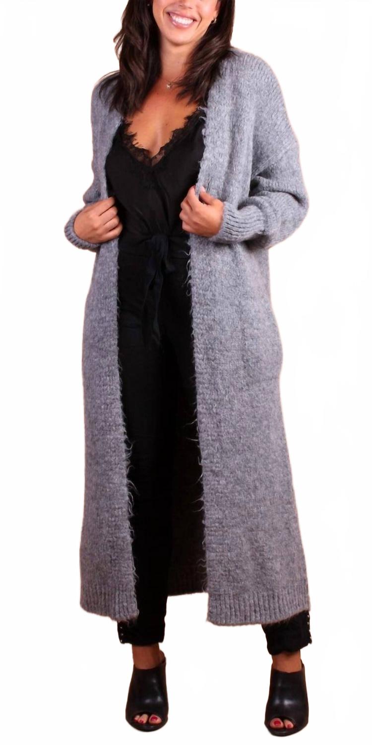 Длинный кардиган Intimo цвета «уголь» Gigi Moda, Charcoal
Длинный кардиган Intimo цвета «уголь» Gigi Moda, Charcoal