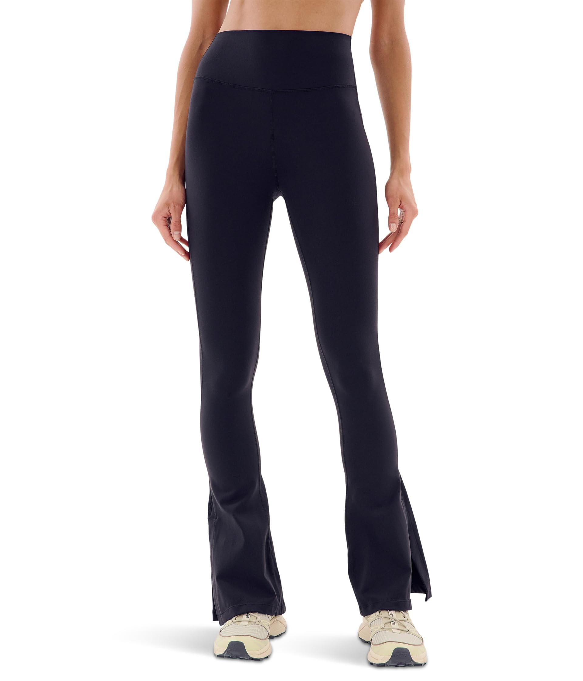 Брюки Splits59 Raquel High-Waist Supplex Flare W/ Side Slit, черный
Брюки Splits59 Raquel High-Waist Supplex Flare W/ Side Slit, черный