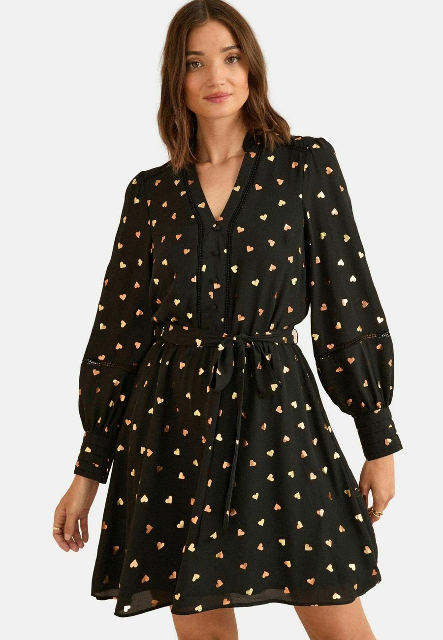 Платье Love & Roses REGULAR FIT -NOTCH NECK , Black Heart Foil/Black
Платье Love & Roses REGULAR FIT -NOTCH NECK , Black Heart Foil/Black