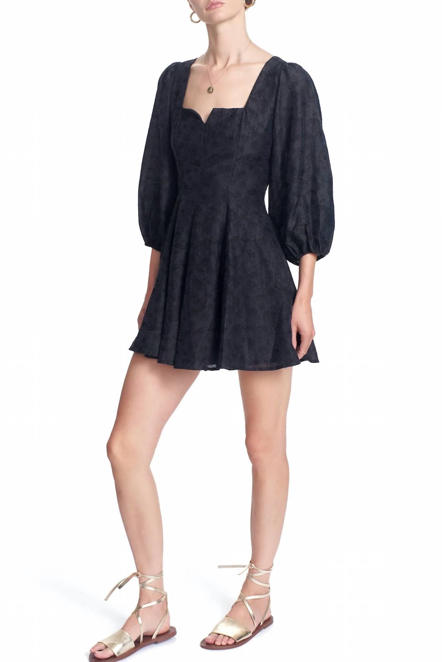 Мини-платье Odette в черном цвете COREY LYNN CALTER
Мини-платье Odette в черном цвете COREY LYNN CALTER