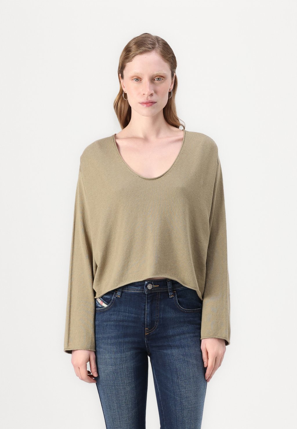 Джемпер SOMAIJA DRYKORN, хаки
Джемпер SOMAIJA DRYKORN, хаки