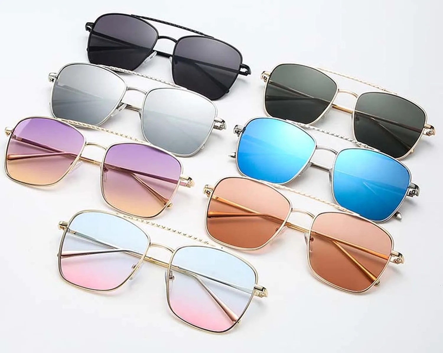 Солнцезащитные очки в стиле ретро 2026 года с крупной оправой для мужчин и женщин, идеально подходят для отдыха на природе (цвет: G, размер: средний) MTZJH, D
Солнцезащитные очки в стиле ретро 2026 года с крупной оправой для мужчин и женщин, идеально подходят для отдыха на природе (цвет: G, размер: средний) MTZJH, D