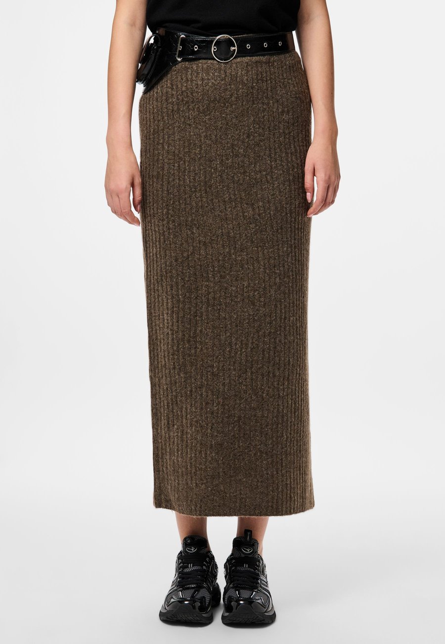 Юбка Pieces Maxi skirt, Morel/Olive
Юбка Pieces Maxi skirt, Morel/Olive