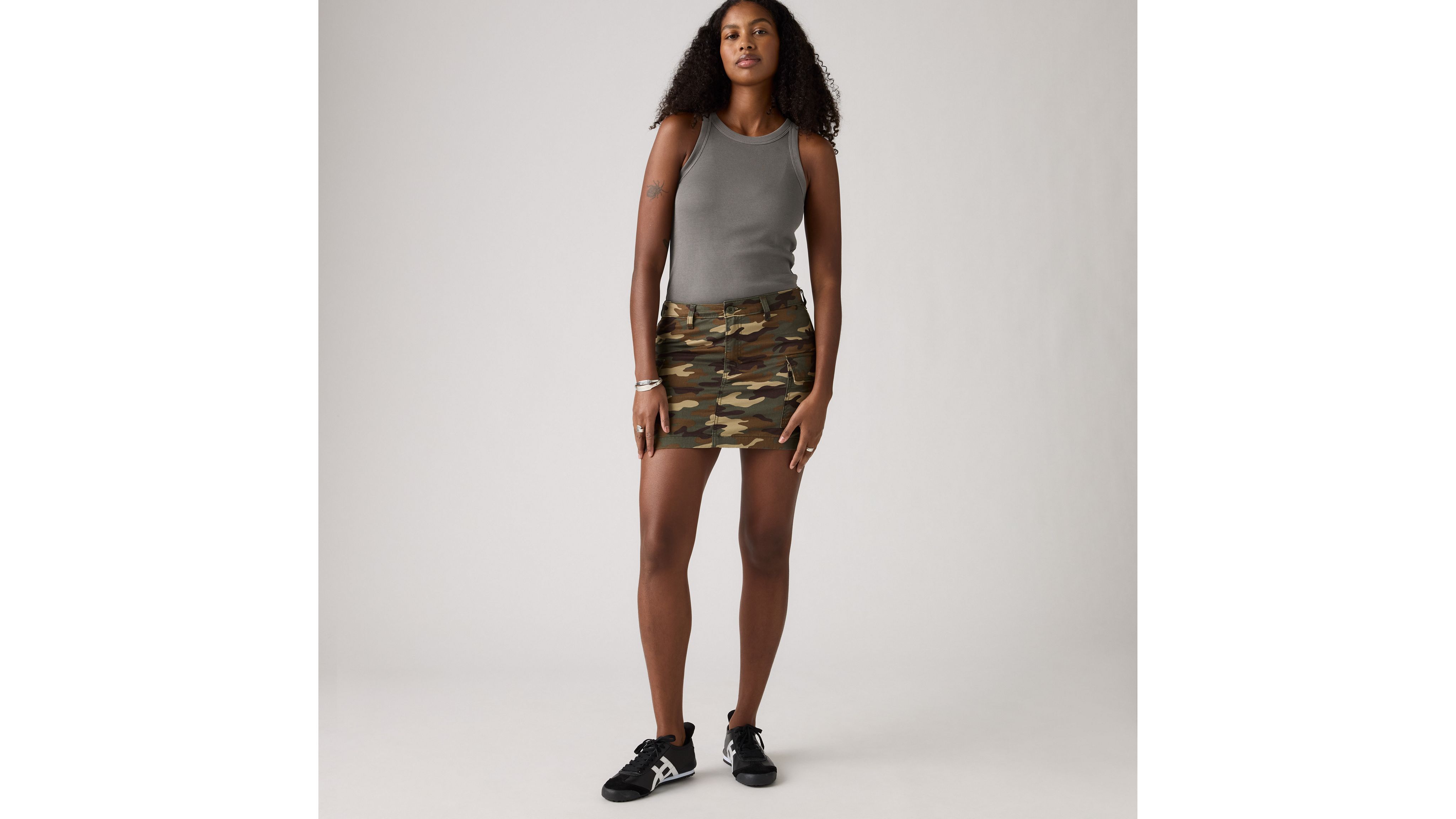 94 Мини-юбка Cargo Levi's, Grape Leaf Camo - Green
94 Мини-юбка Cargo Levi's, Grape Leaf Camo - Green