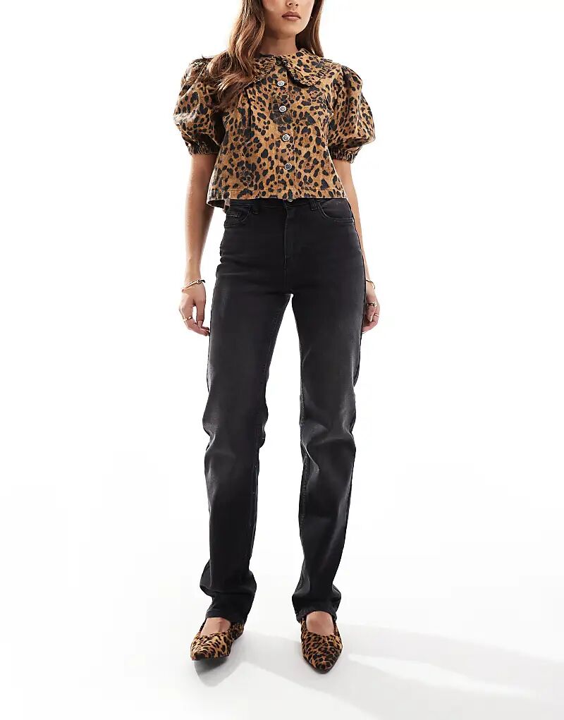 Джинсы Jane прямого покроя со средней посадкой черного цвета ONLY
Джинсы Jane прямого покроя со средней посадкой черного цвета ONLY