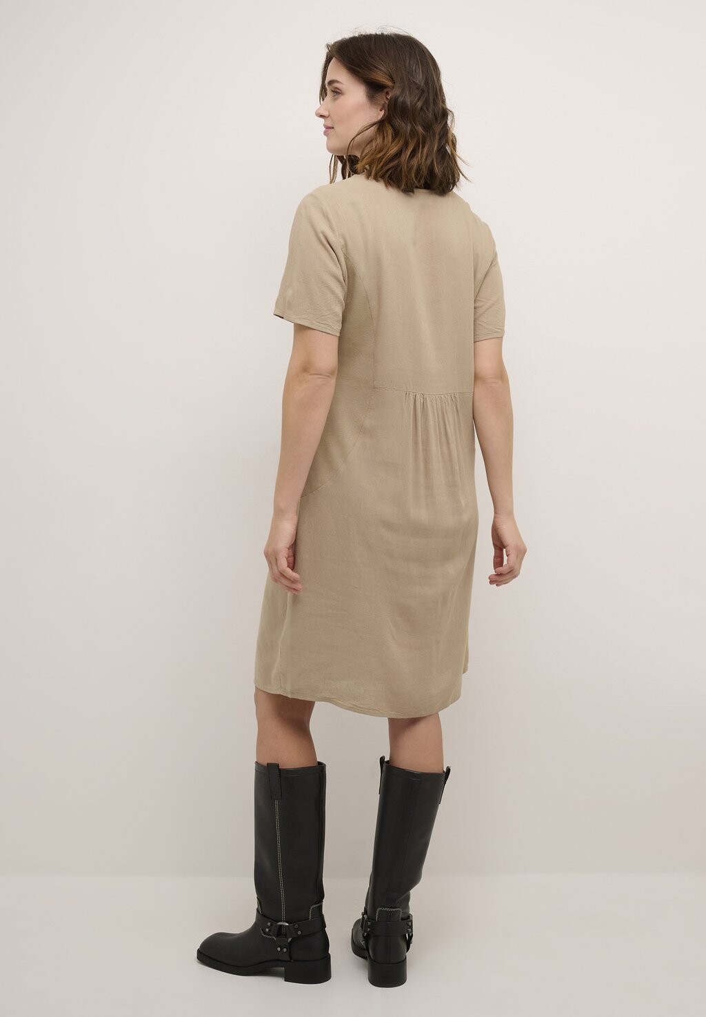 Летнее платье Milia Kaffe, шиншилла
Летнее платье Milia Kaffe, шиншилла