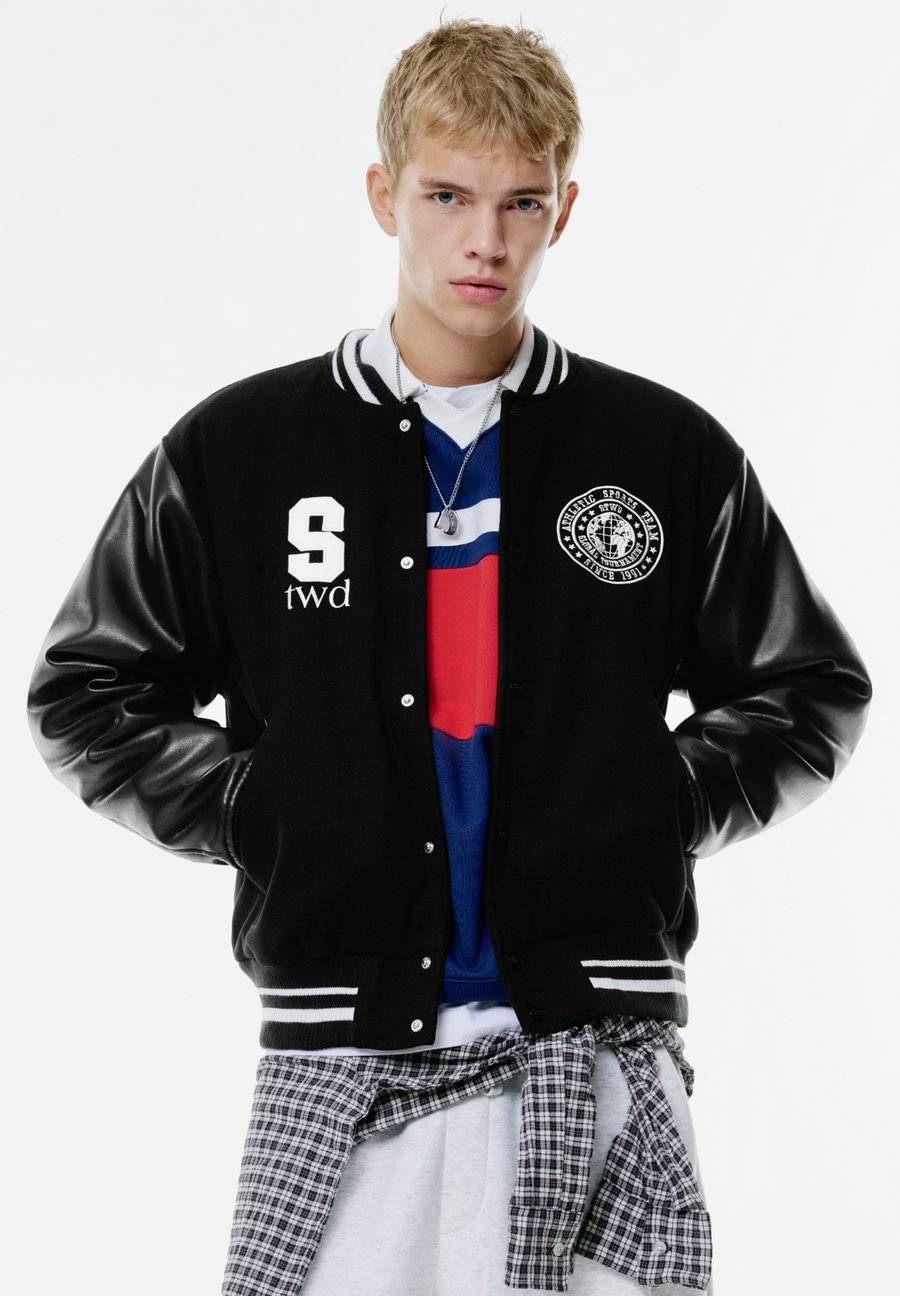 Куртка PULL&BEAR EMBROIDERED VARSITY, Black
Куртка PULL&BEAR EMBROIDERED VARSITY, Black