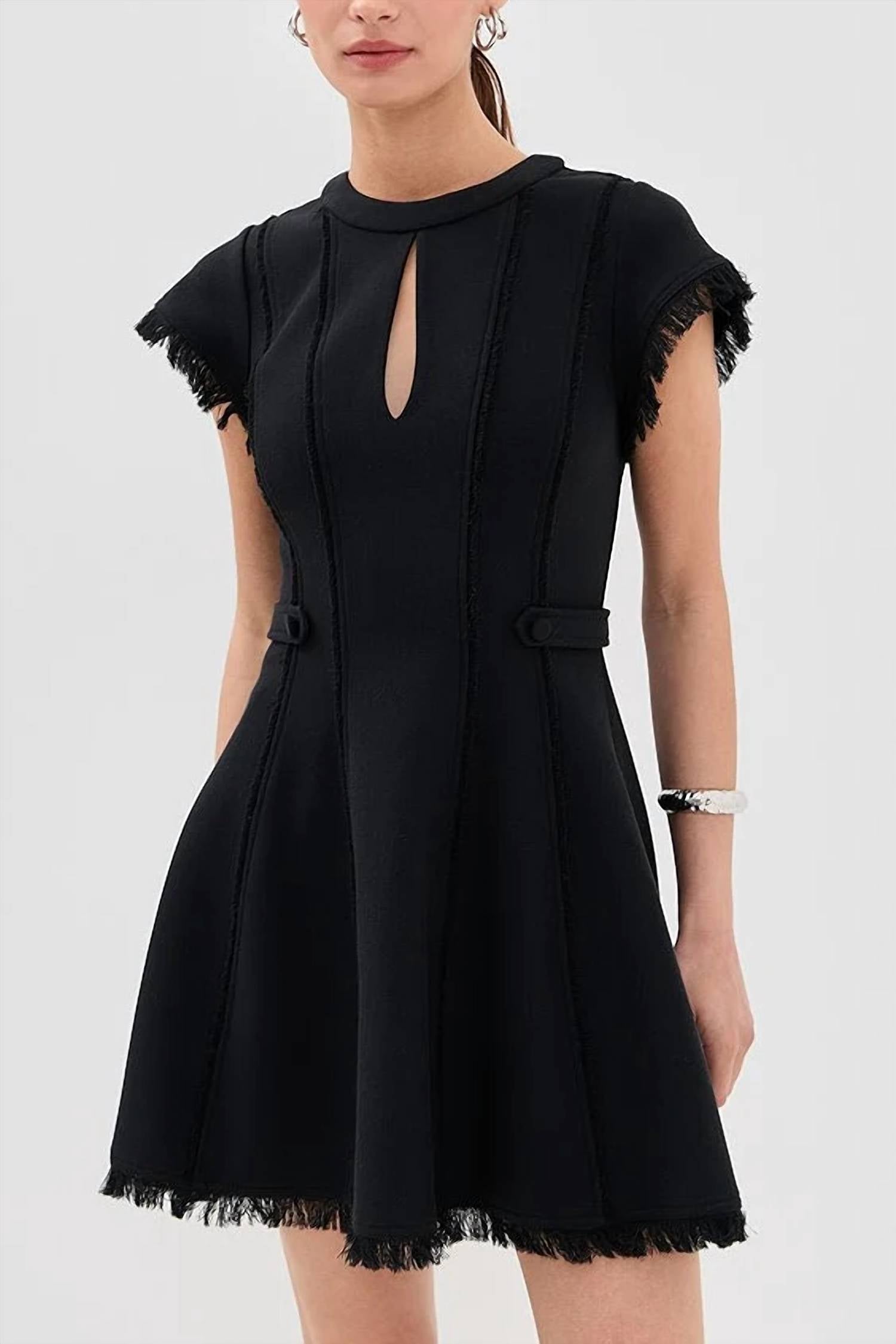 Мини-платье Anielle в черном цвете JONATHAN SIMKHAI
Мини-платье Anielle в черном цвете JONATHAN SIMKHAI