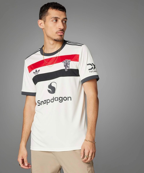 Футболка футбольная, клубная Adidas, белый
Футболка футбольная, клубная Adidas, белый