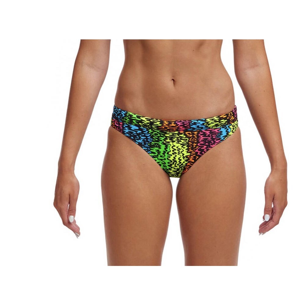 Низ бикини Funkita Sports Sunset West, разноцветный
Низ бикини Funkita Sports Sunset West, разноцветный