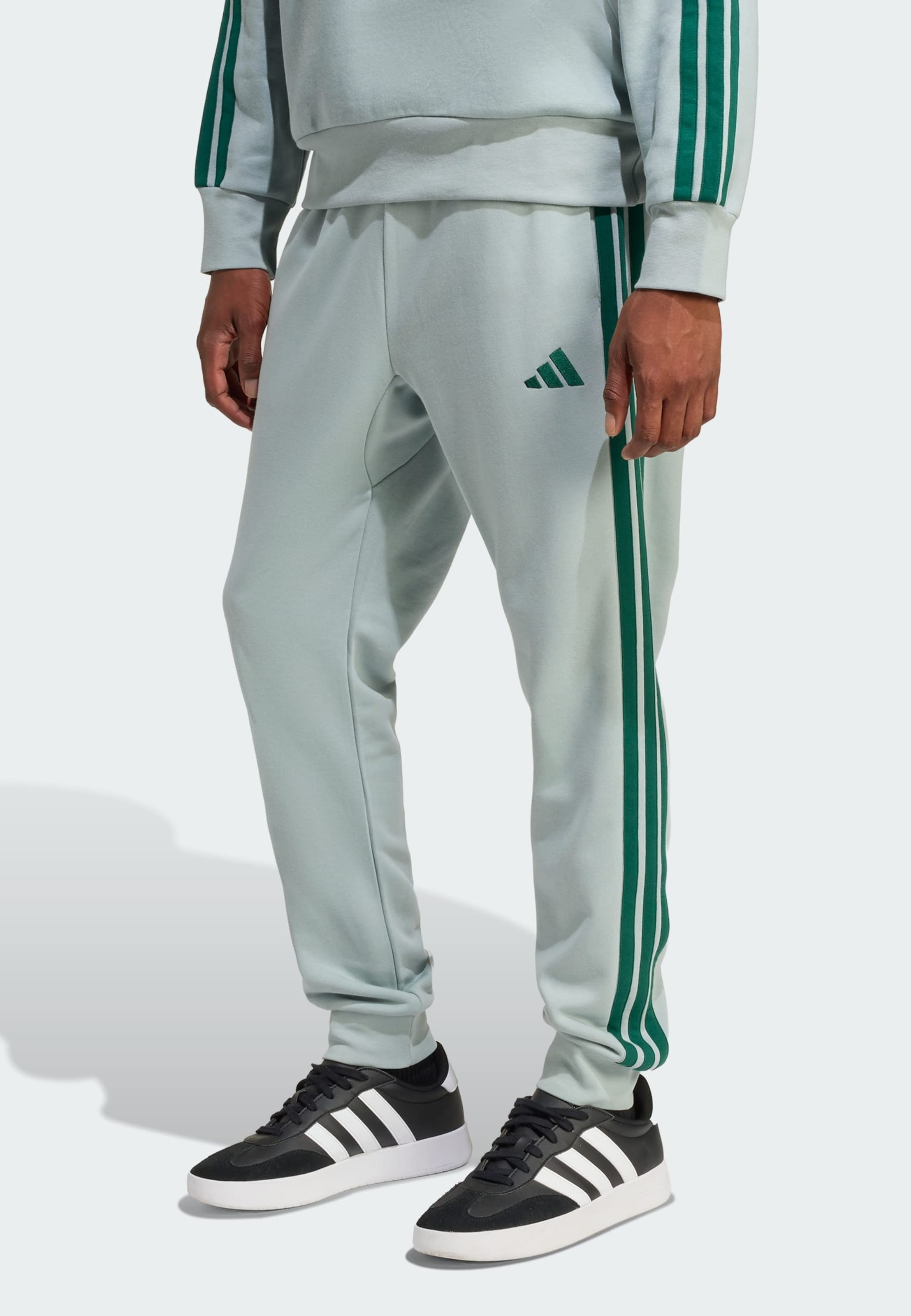 Adidas Sportswear Узкие спортивные брюки 'Essentials' в цвете Fir, Light Green
Adidas Sportswear Узкие спортивные брюки 'Essentials' в цвете Fir, Light Green