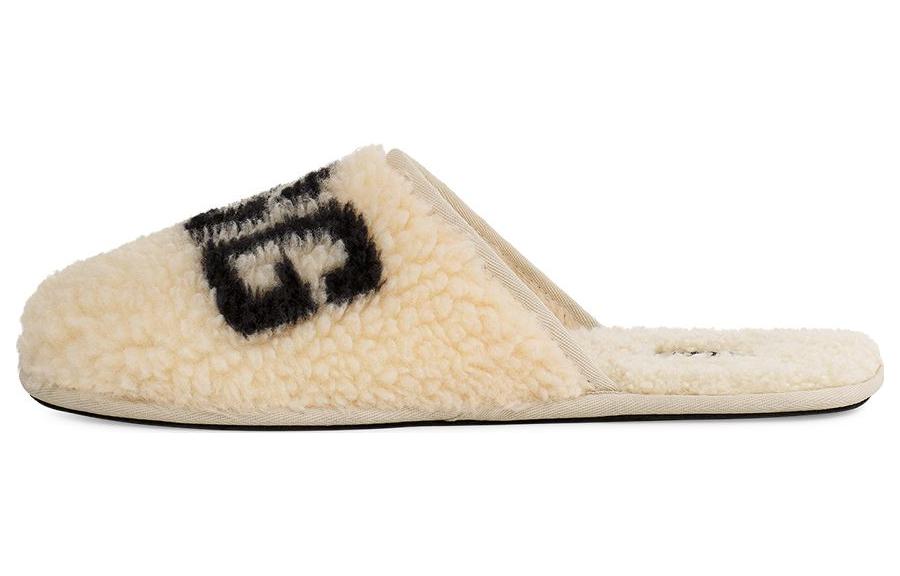Домашние хлопковые тапочки UGG
Домашние хлопковые тапочки UGG