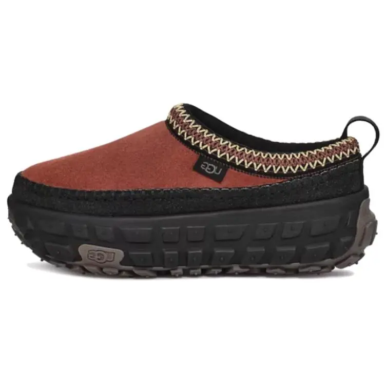 Venture Daze Red Jasper Black UGG, красный черный
Venture Daze Red Jasper Black UGG, красный черный