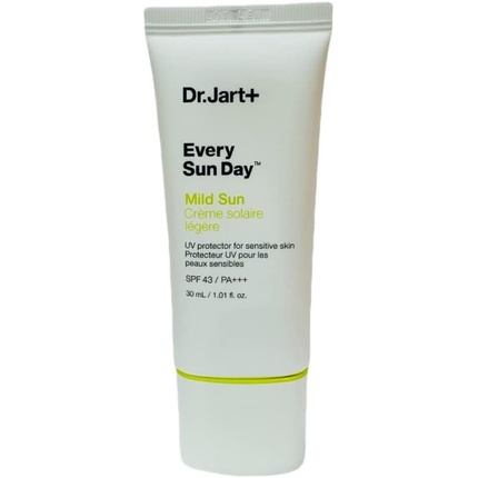 Мягкий солнцезащитный крем Every Sun Day SPF43/PA+++ 30 мл Dr. Jart
Мягкий солнцезащитный крем Every Sun Day SPF43/PA+++ 30 мл Dr. Jart