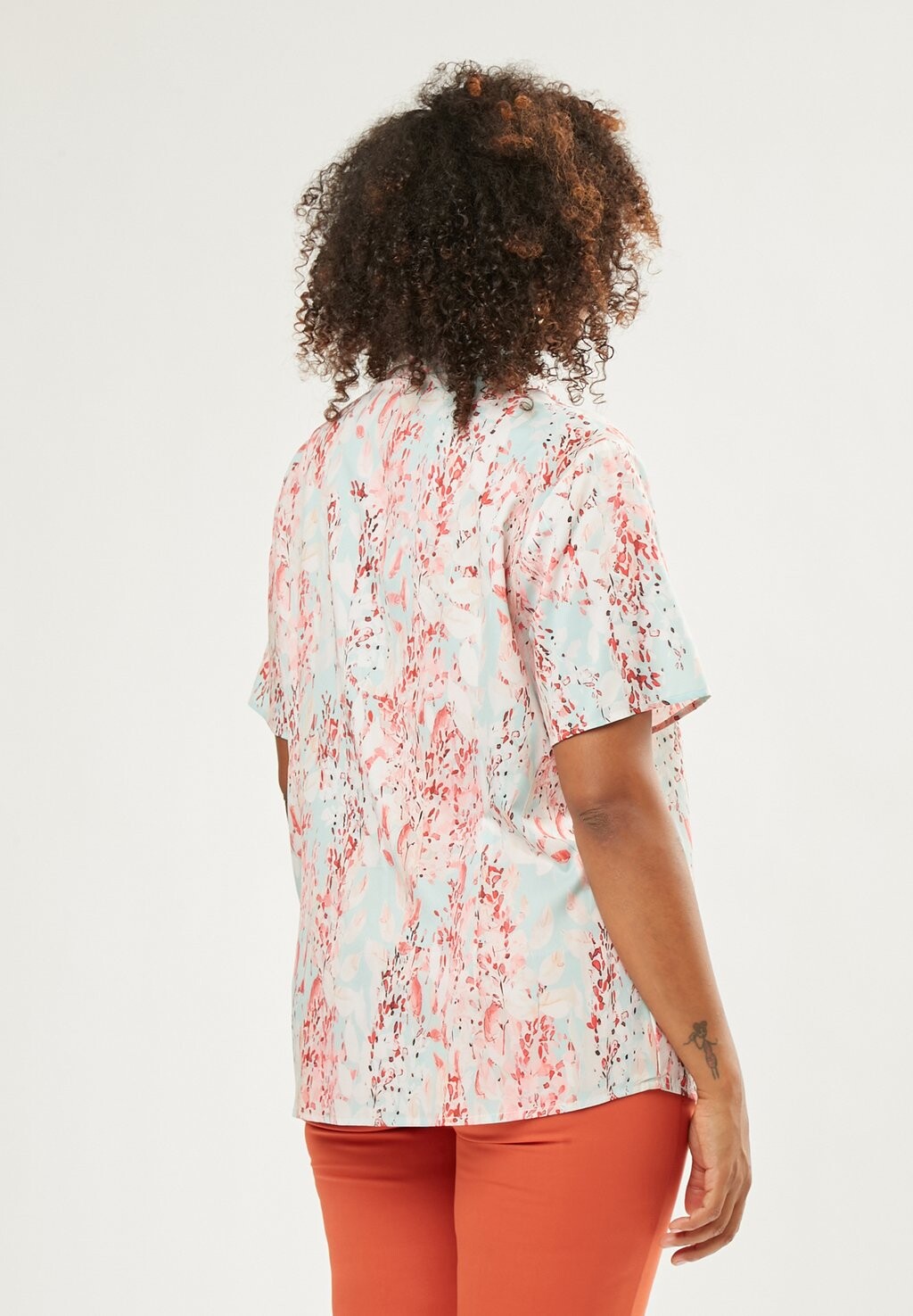 Блузка на пуговицах PRINTED Maison Form'elle, синий
Блузка на пуговицах PRINTED Maison Form'elle, синий