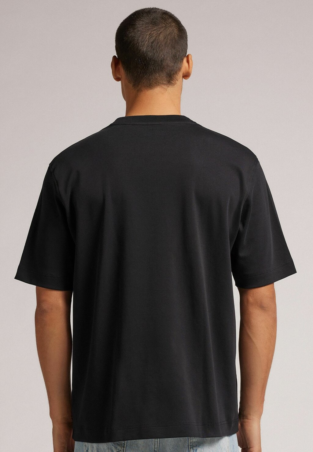 Базовая футболка Intimissimi, черный
Базовая футболка Intimissimi, черный