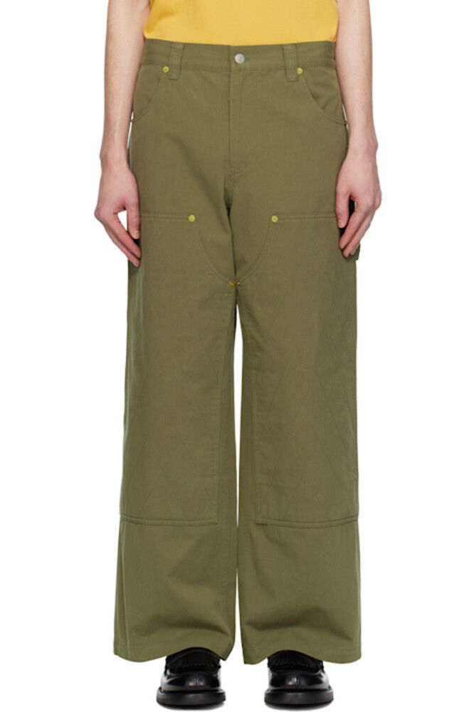 Широкие брюки цвета хаки для плотника AFTER PRAY
Широкие брюки цвета хаки для плотника AFTER PRAY